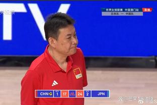 你怎么吹的？球迷实拍：C罗对着中国裁判傅明一顿狂喷？